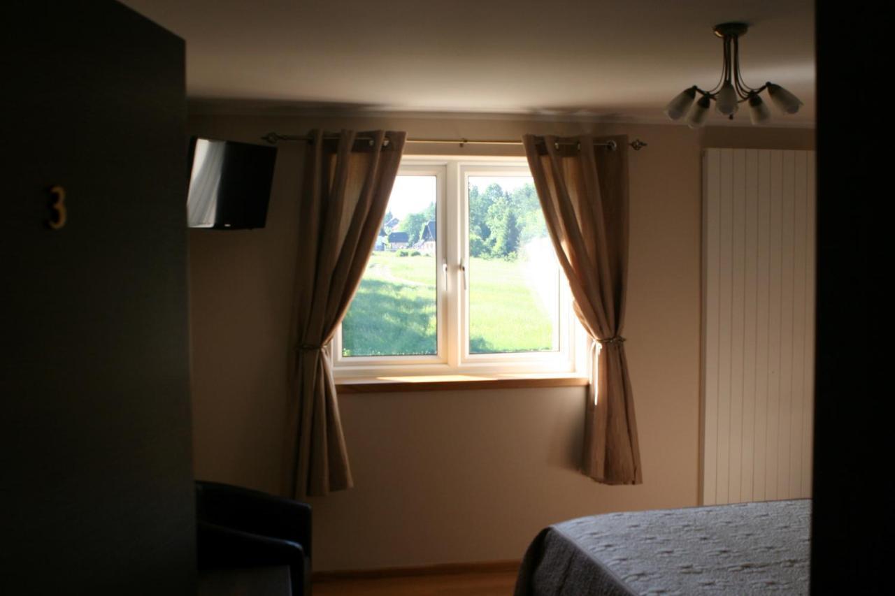 Bed and Breakfast Millenium House 1 à Jezerce Extérieur photo